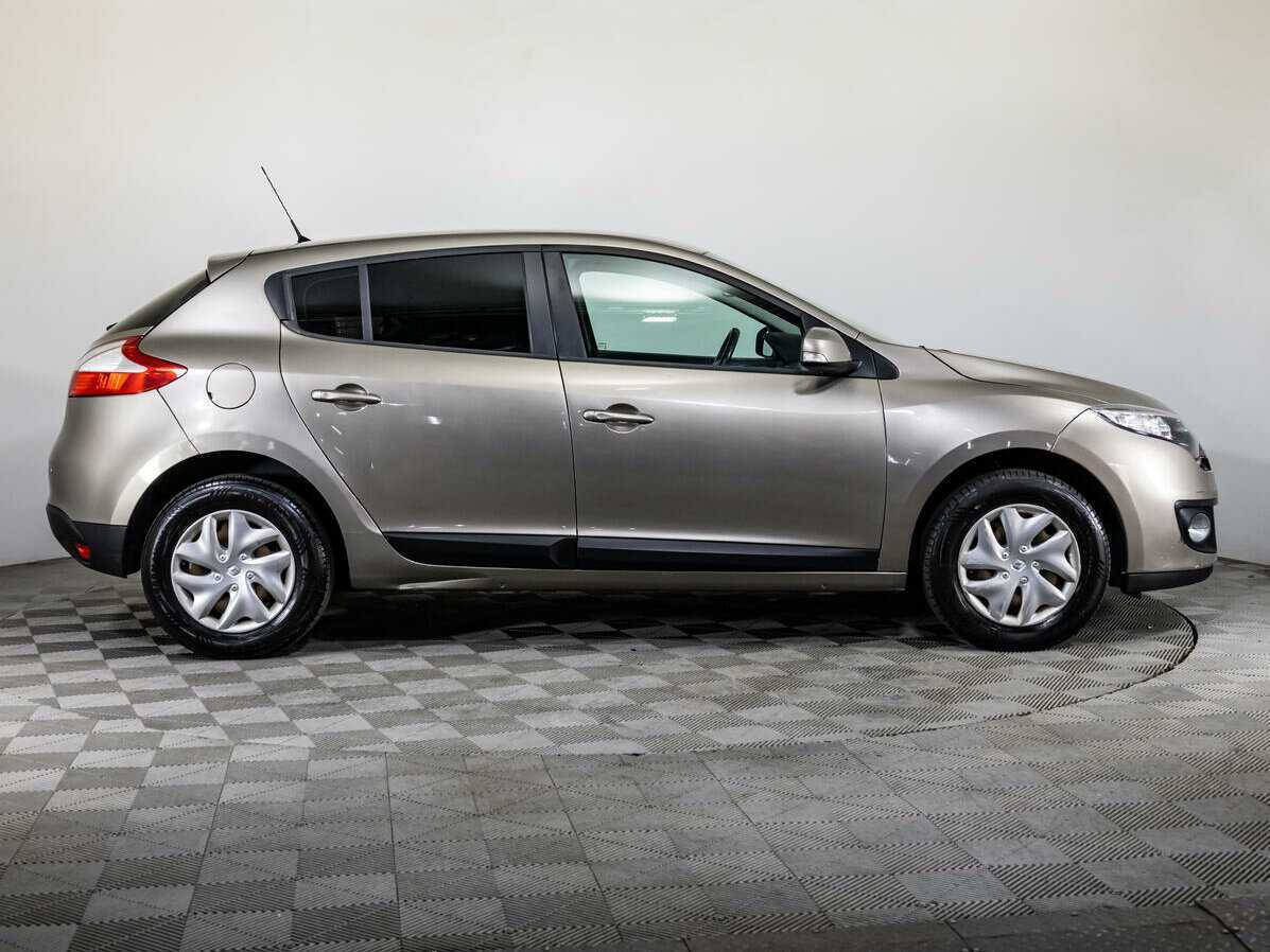 Купить Renault Megane, 2012, 146 215 км, фото №4