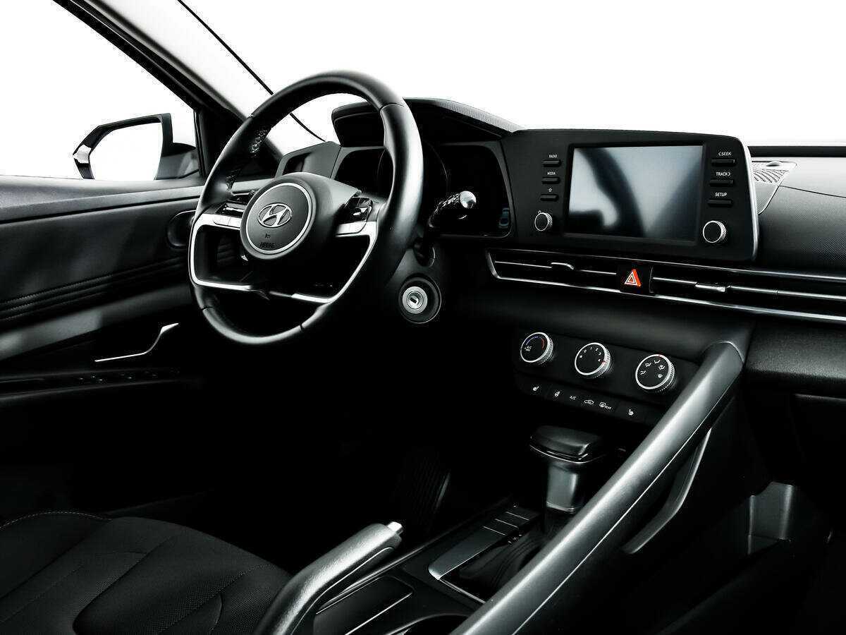 Купить Hyundai Elantra, 2022, 11 896 км, фото №9
