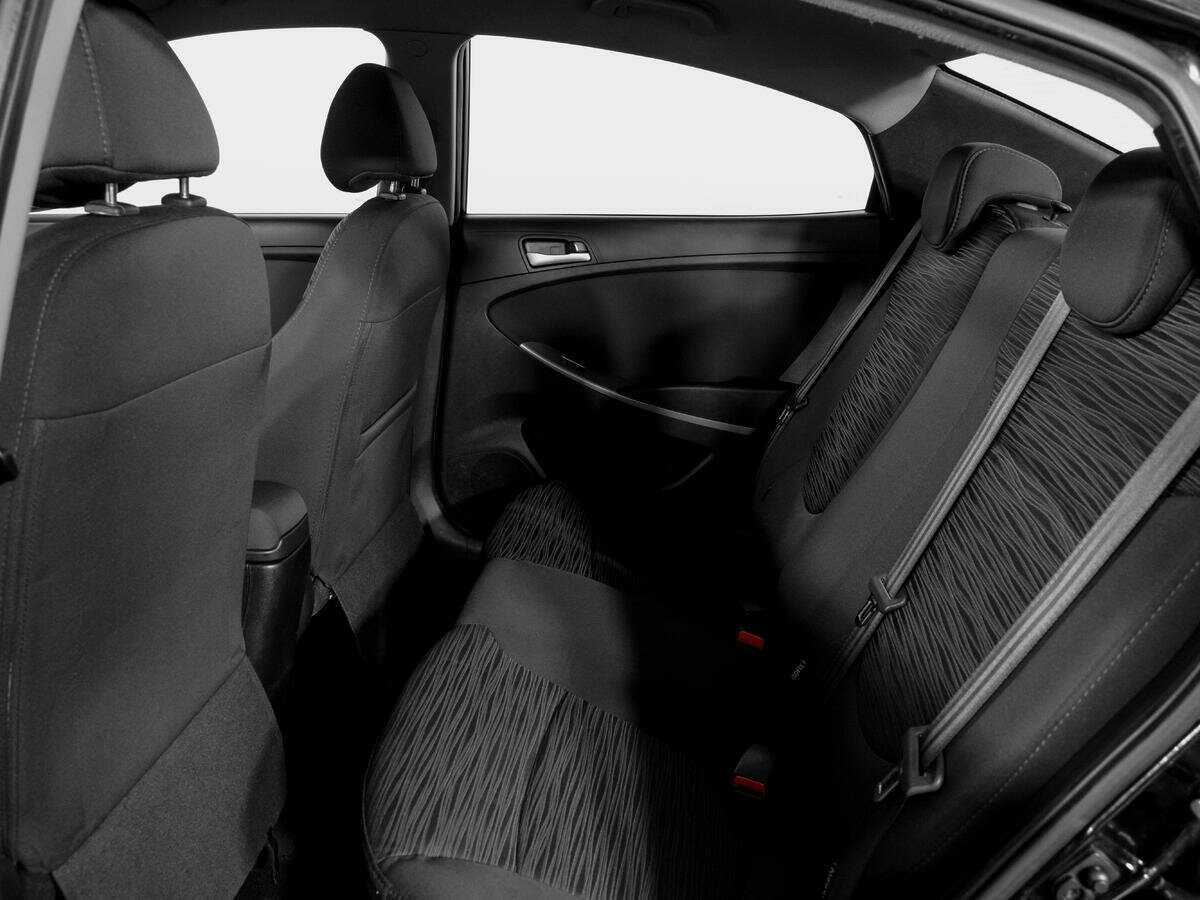 Купить Hyundai Solaris, 2016, 156 651 км, фото №10