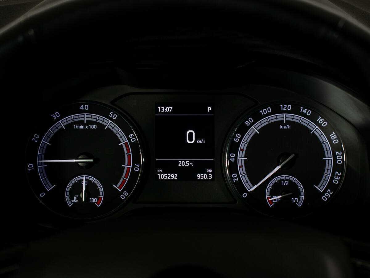 Купить Skoda Karoq, 2020, 105 271 км, фото №10