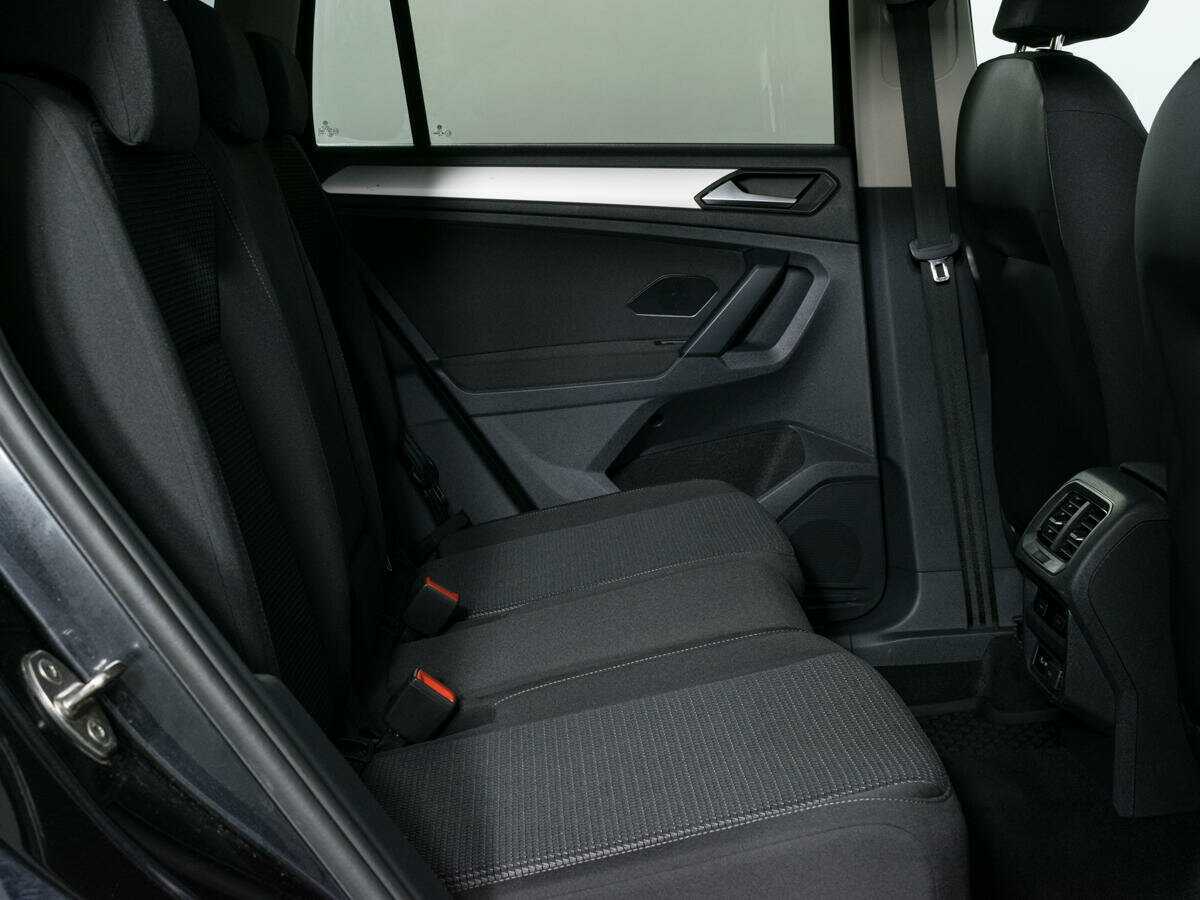 Купить Volkswagen Tiguan, 2020, 125 000 км, фото №11