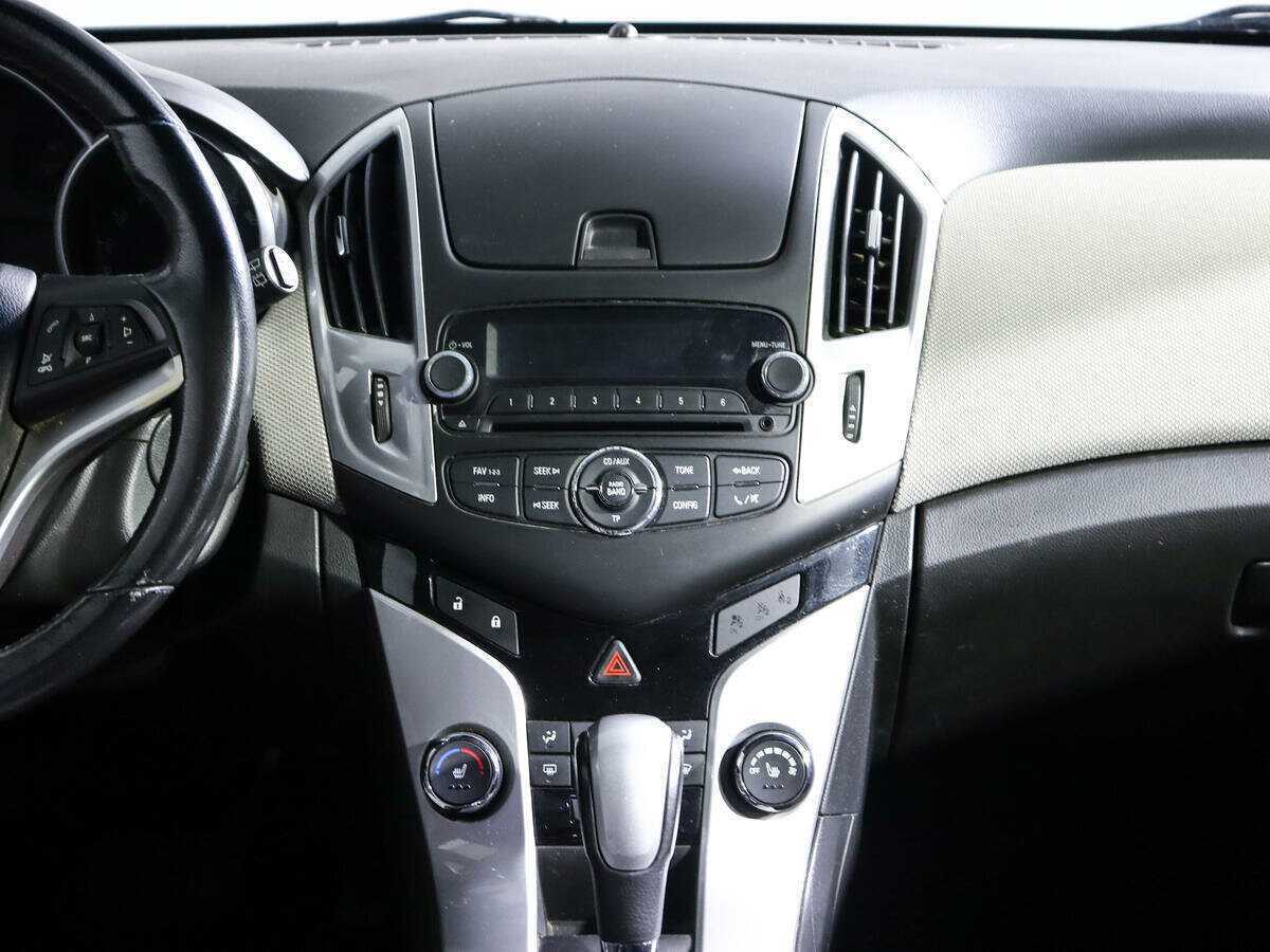 Купить Chevrolet Cruze, 2014, 133 617 км, фото №11
