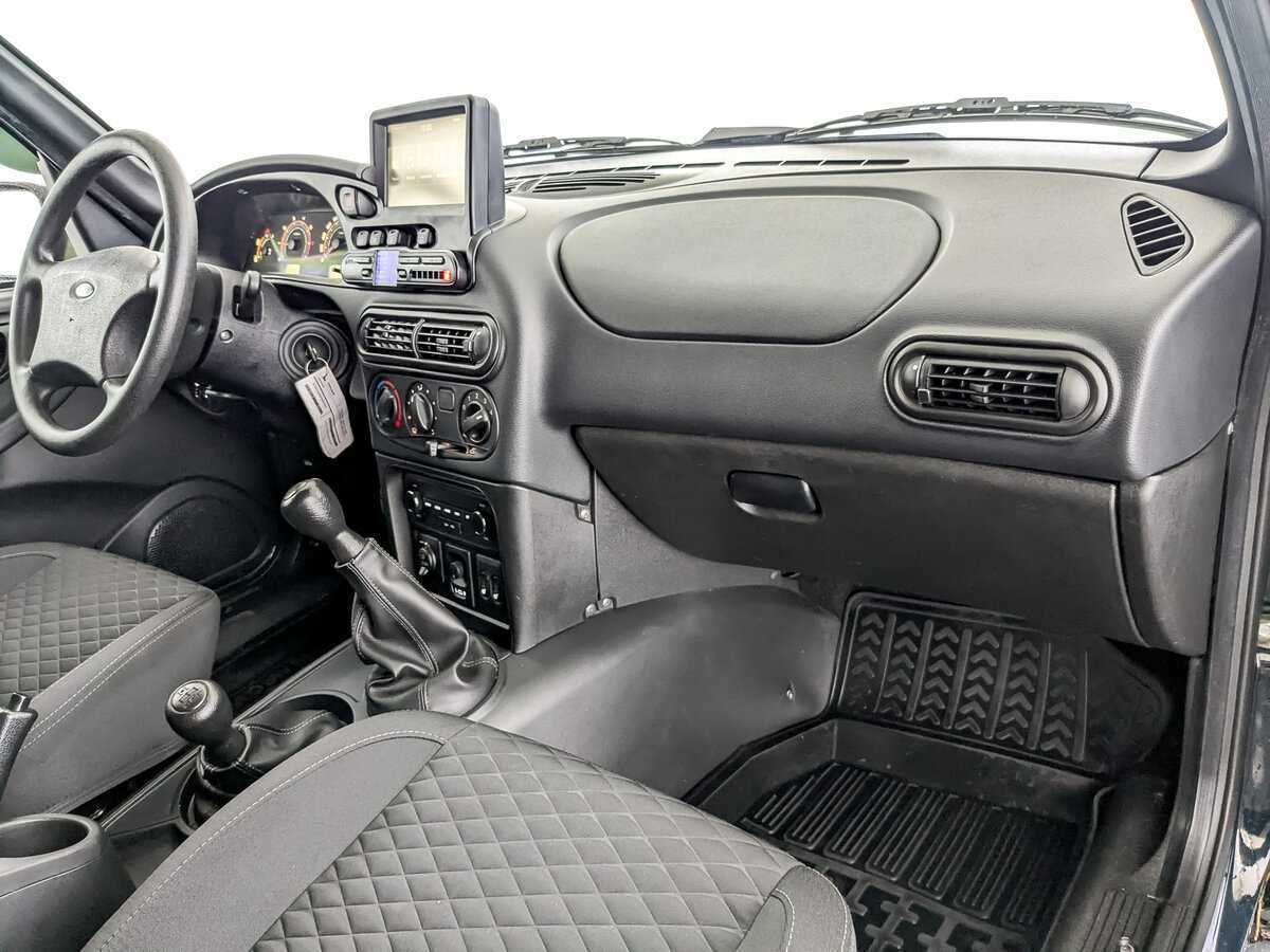 Купить Lada (ВАЗ) Niva, 2023, 33 788 км, фото №9