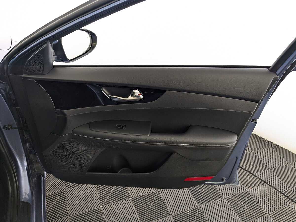 Купить Kia Cerato, 2021, 27 902 км, фото №21