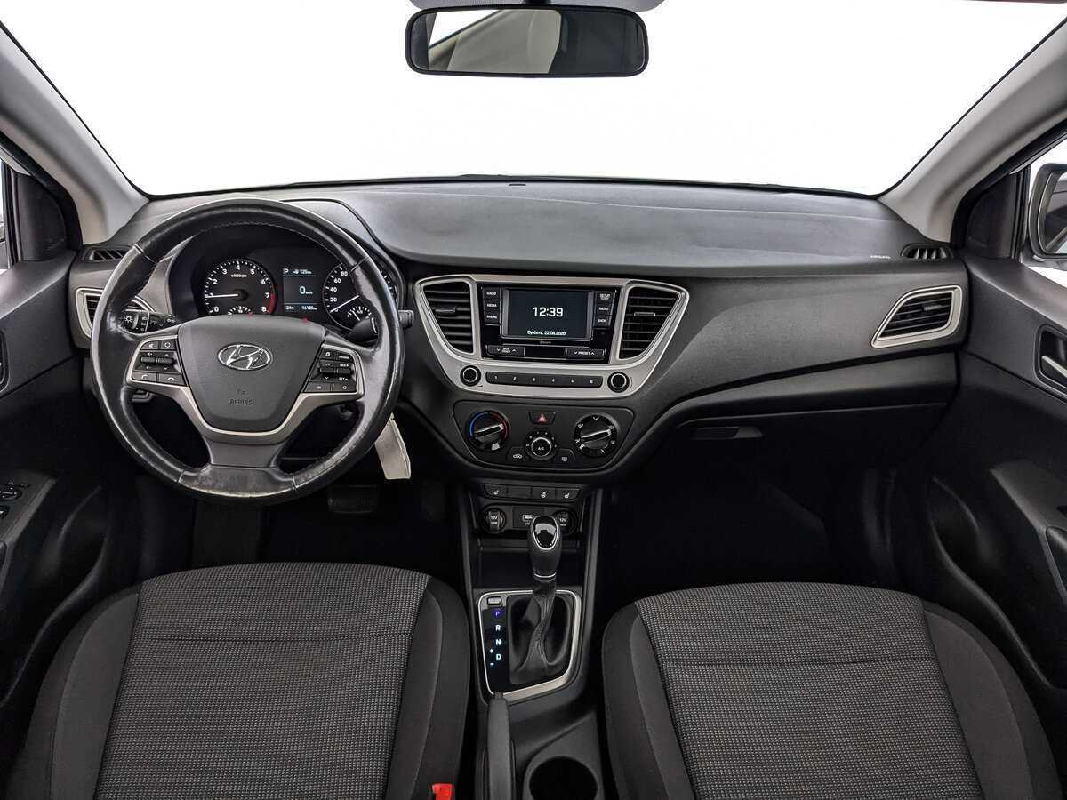 Купить Hyundai Solaris, 2019, 46 124 км, фото №10