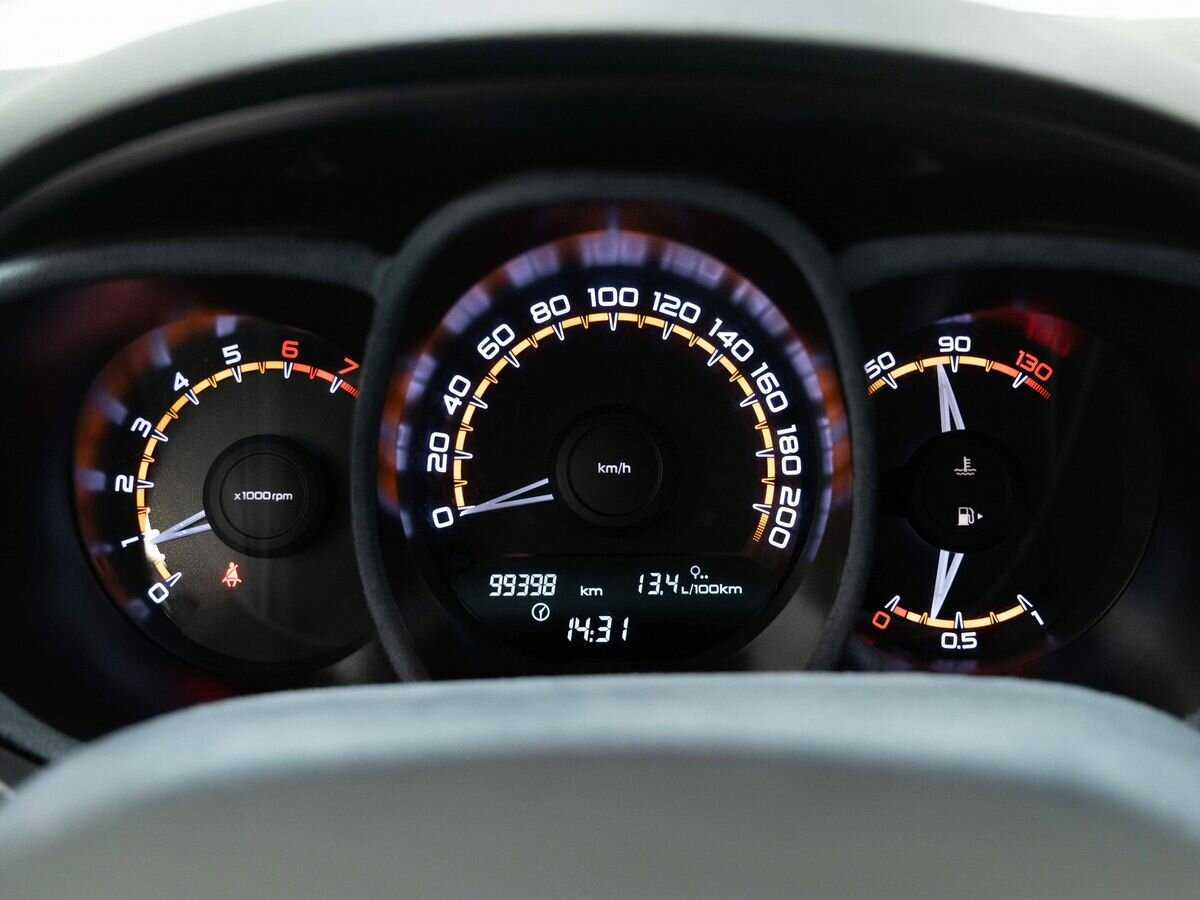 Купить Lada (ВАЗ) Vesta CNG, 2020, 100 000 км, фото №17