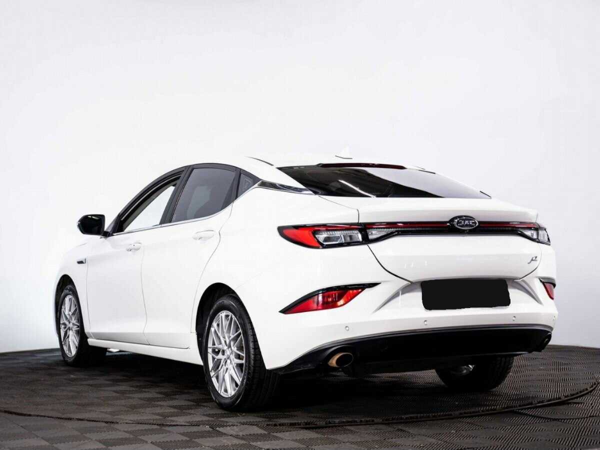 Купить JAC J7, 2021, 107 000 км, фото №4