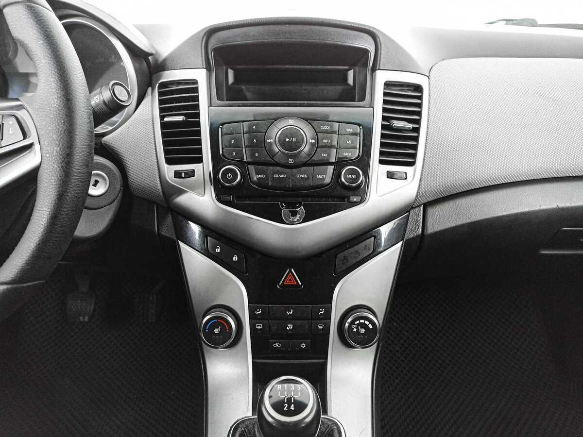 Купить Chevrolet Cruze, 2012, 311 653 км, фото №13