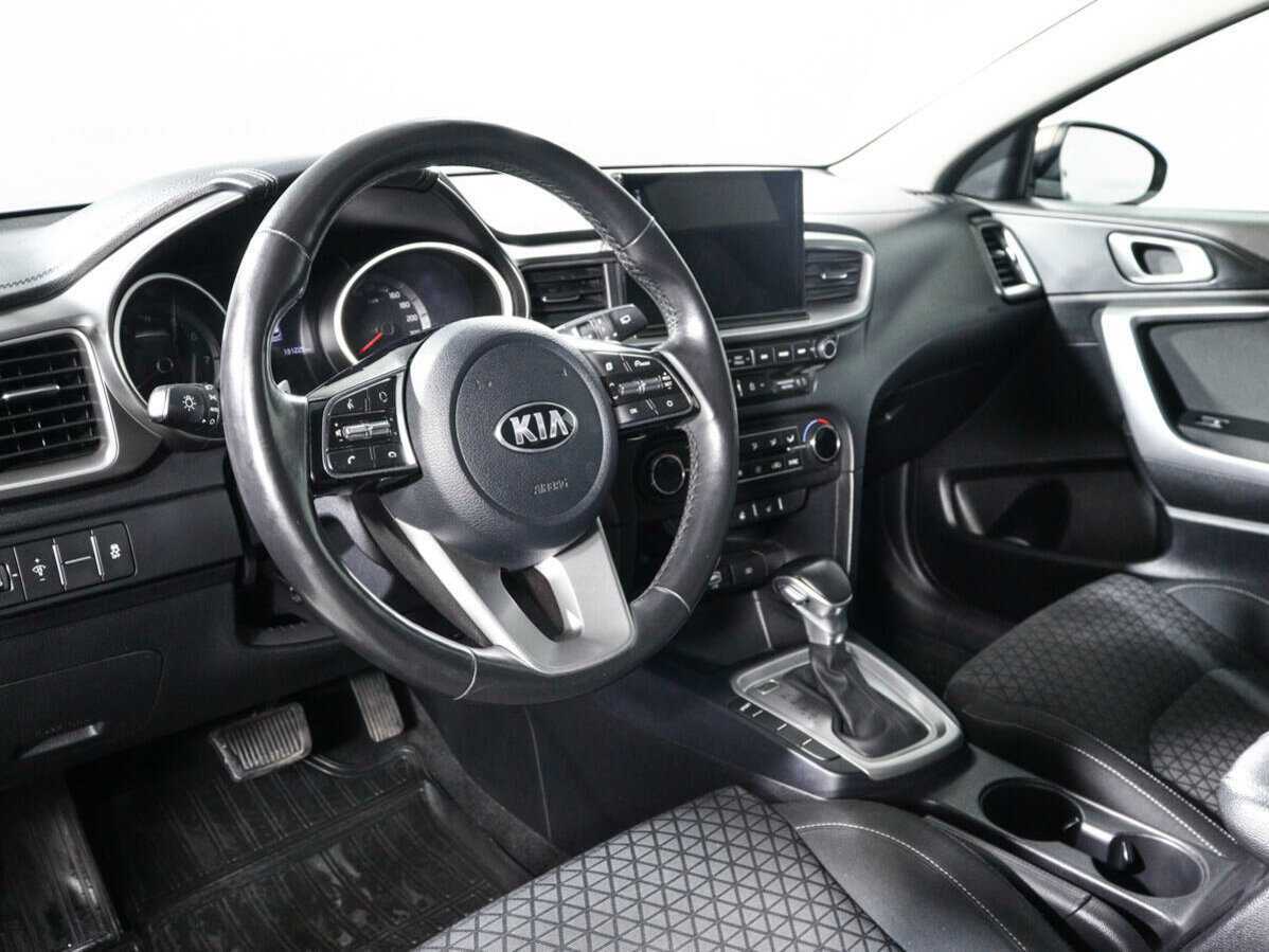 Купить Kia Ceed, 2019, 131 118 км, фото №14