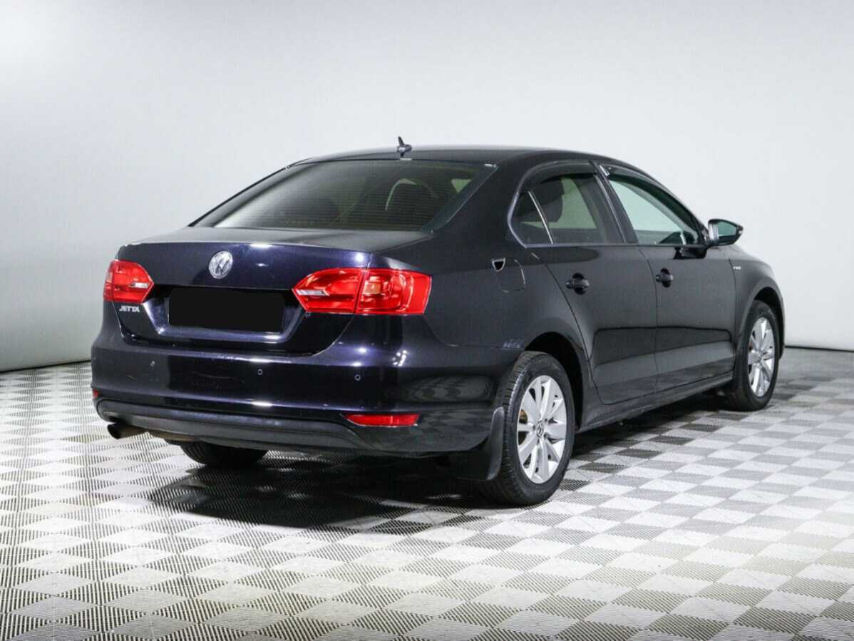 Купить Volkswagen Jetta, 2013, 285 125 км, фото №4