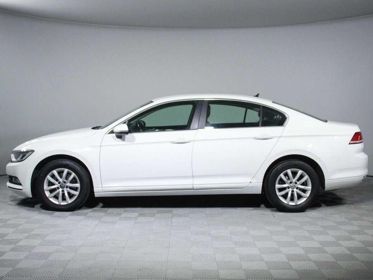 Купить Volkswagen Passat, 2018, 118 171 км, фото №8