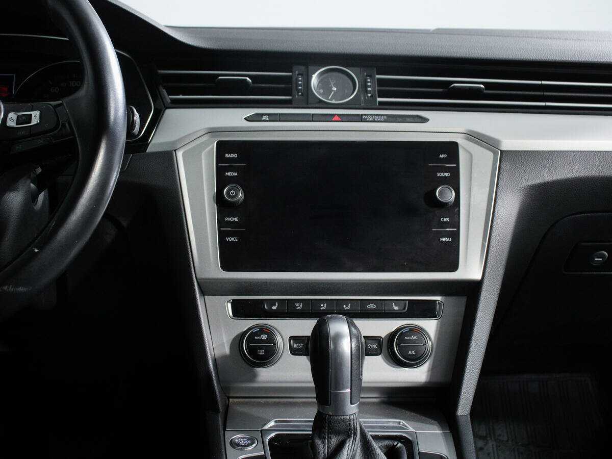 Купить Volkswagen Passat, 2018, 118 171 км, фото №13