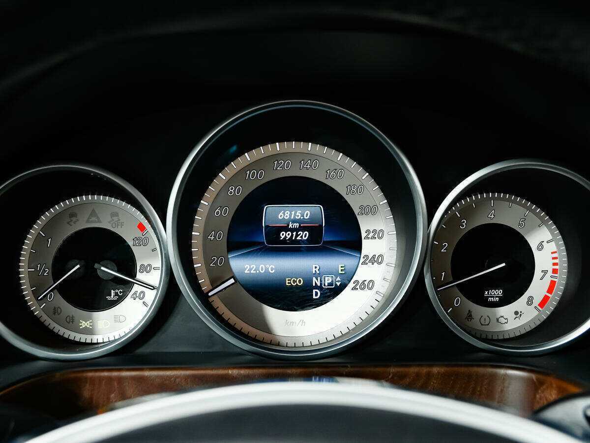 Купить Mercedes-Benz E-Класс 300, 2013, 99 118 км, фото №8