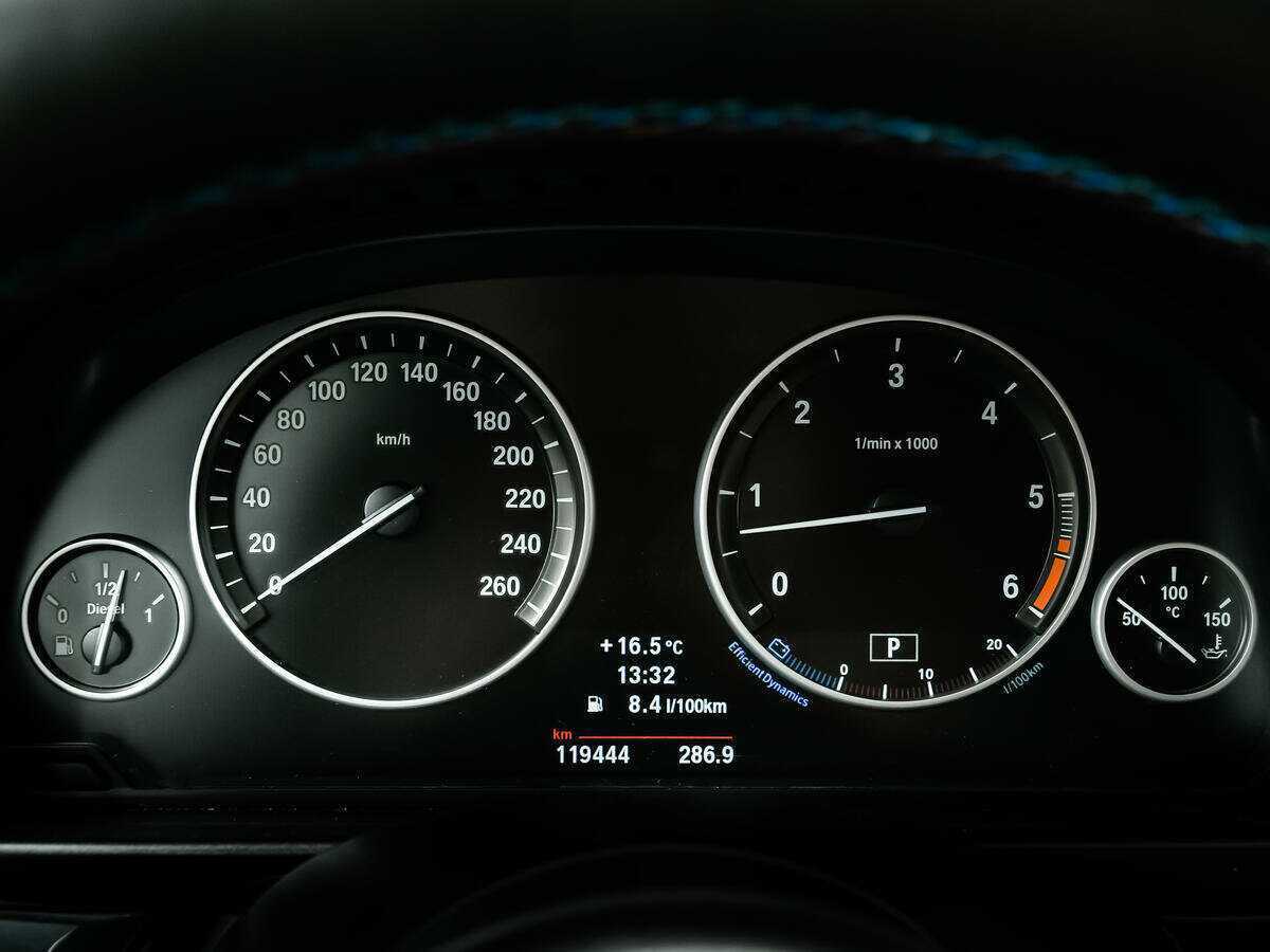 Купить BMW 5 серии 530d xDrive, 2013, 119 443 км, фото №10