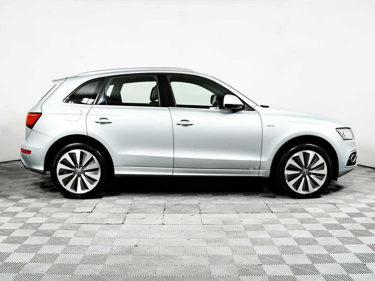 Купить Audi Q5, 2012, 210 385 км, фото №4