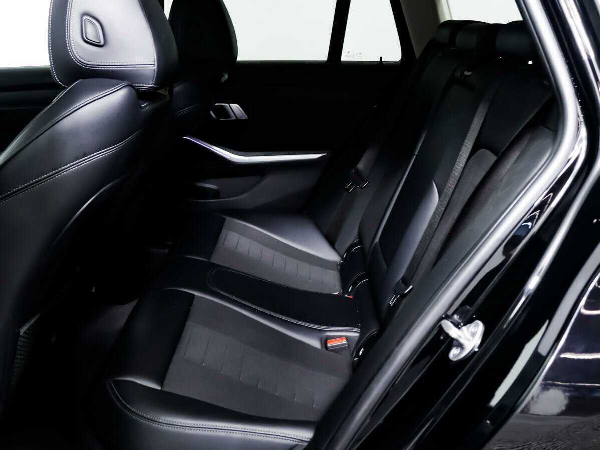 Купить BMW 3 серии 318d, 2019, 204 521 км, фото №12