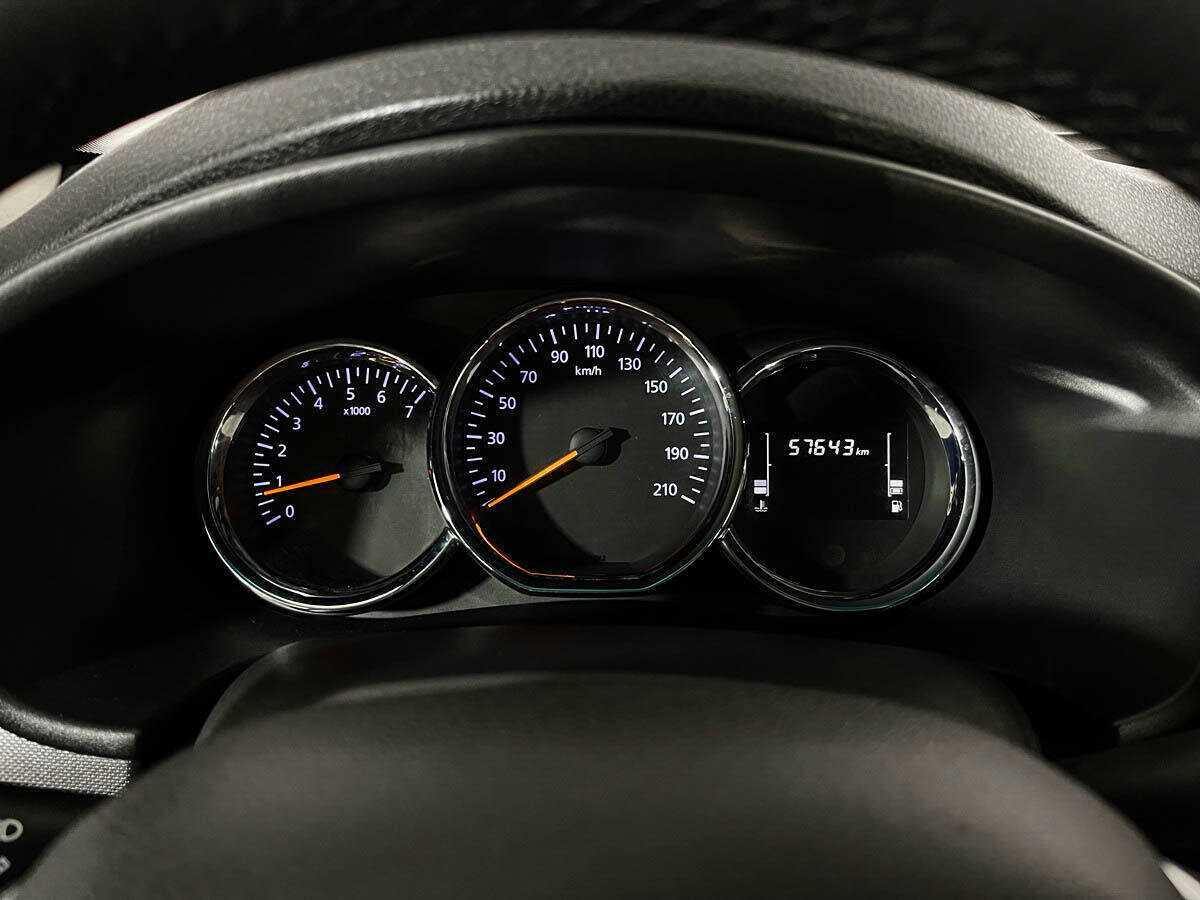 Купить Renault Logan, 2020, 57 641 км, фото №11