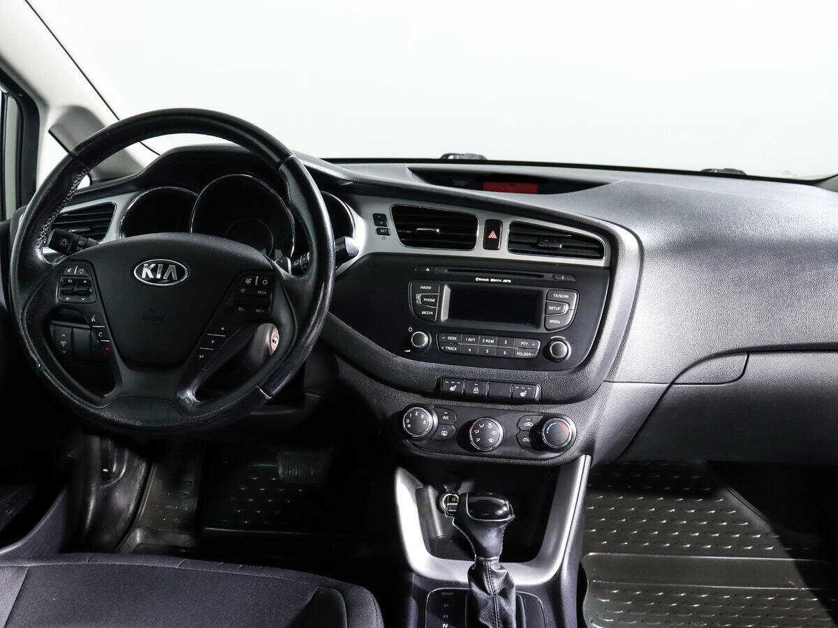 Купить Kia Ceed, 2013, 169 619 км, фото №12
