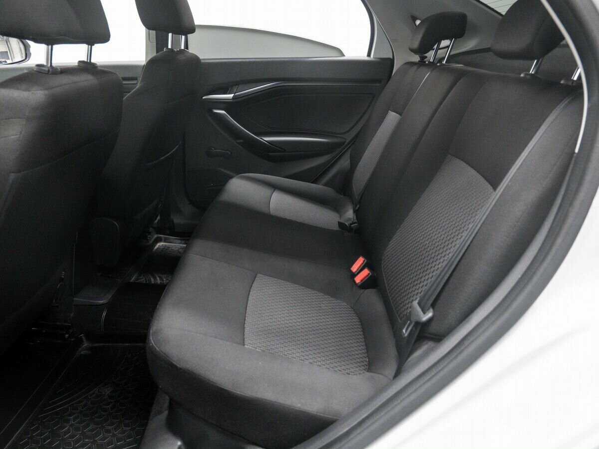 Купить Lada (ВАЗ) Vesta, 2019, 93 143 км, фото №13