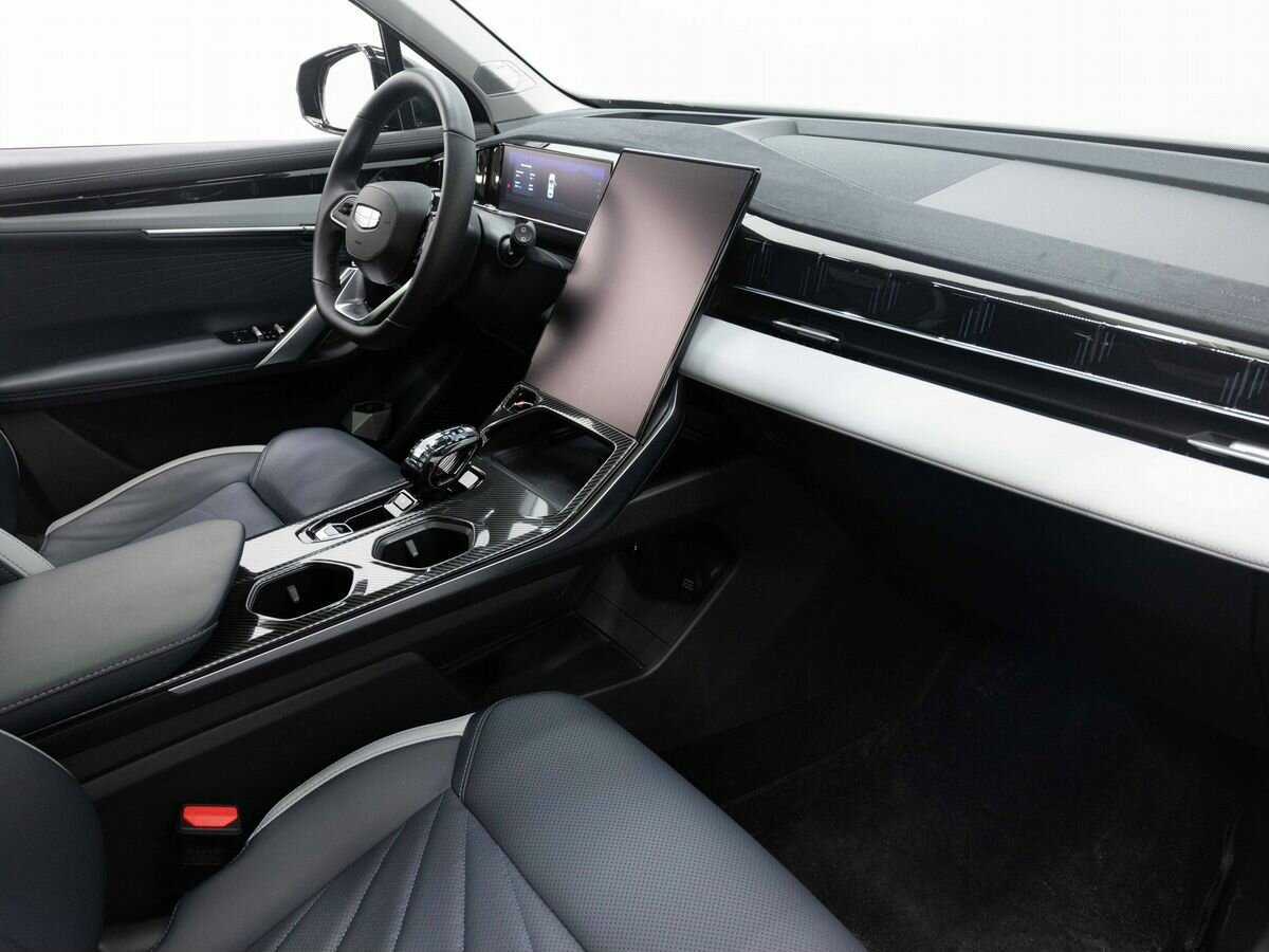 Купить Geely Atlas, 2023, 21 534 км, фото №13