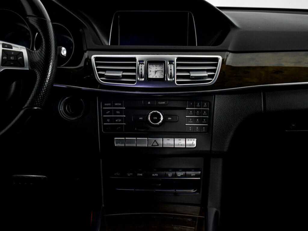 Купить Mercedes-Benz E-Класс 200, 2015, 205 000 км, фото №15