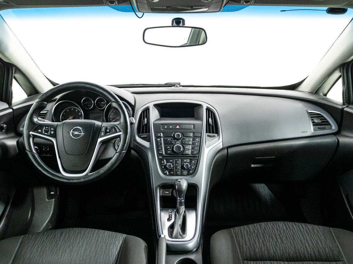 Купить Opel Astra GTC, 2013, 151 750 км, фото №13