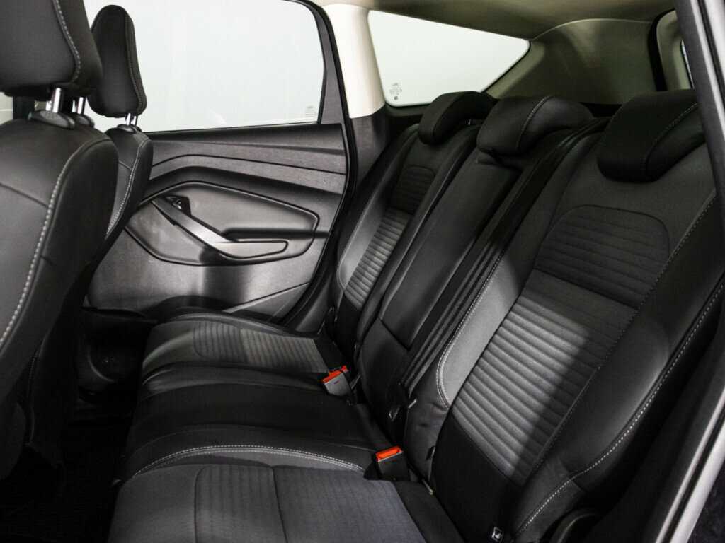 Купить Ford Kuga, 2017, 118 915 км, фото №10