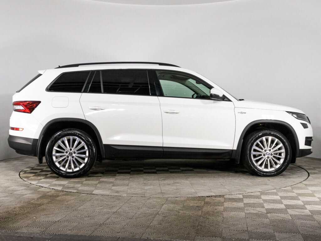 Купить Skoda Kodiaq, 2021, 143 560 км, фото №4
