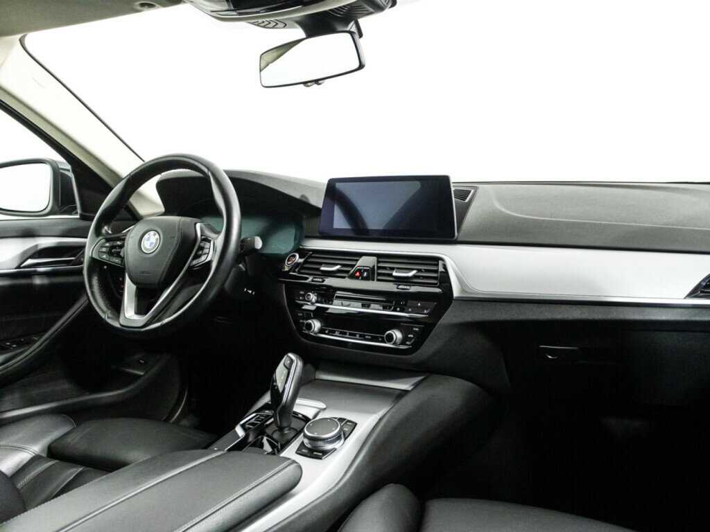 Купить BMW 5 серии 520d xDrive, 2018, 224 955 км, фото №9