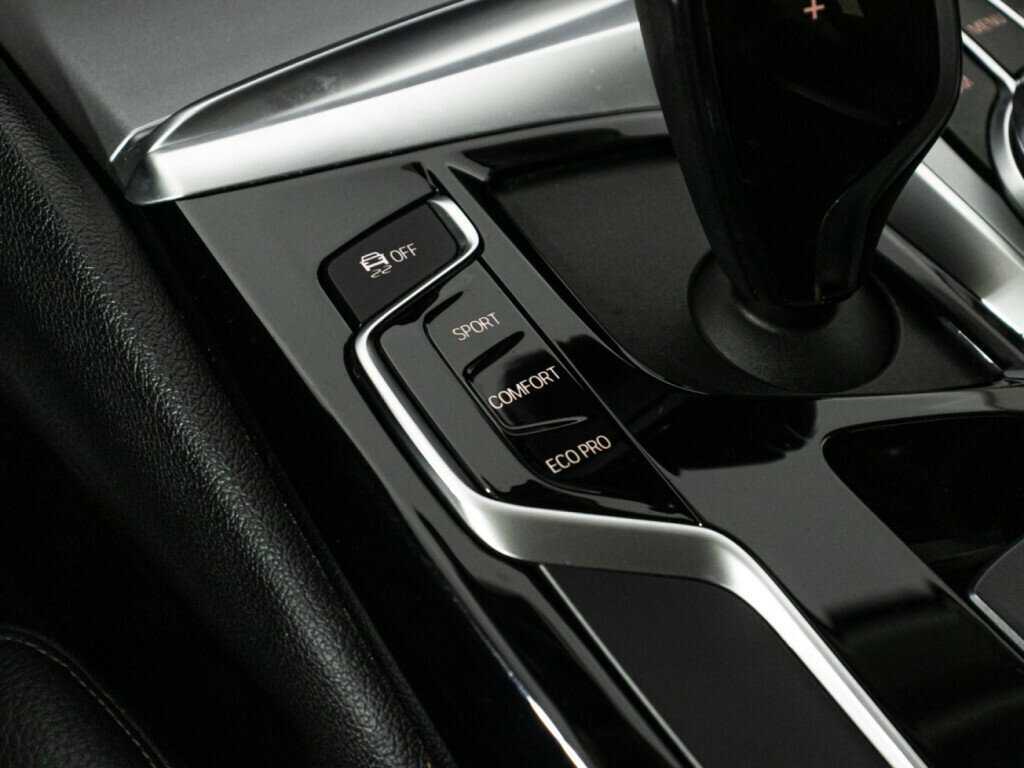 Купить BMW 5 серии 520d xDrive, 2018, 224 955 км, фото №20