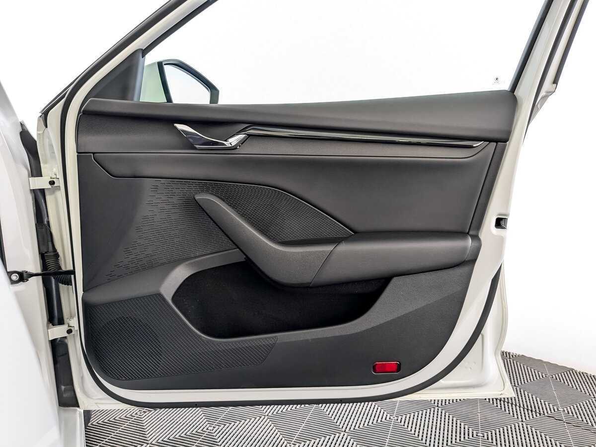 Купить Skoda Octavia, 2021, 47 804 км, фото №24