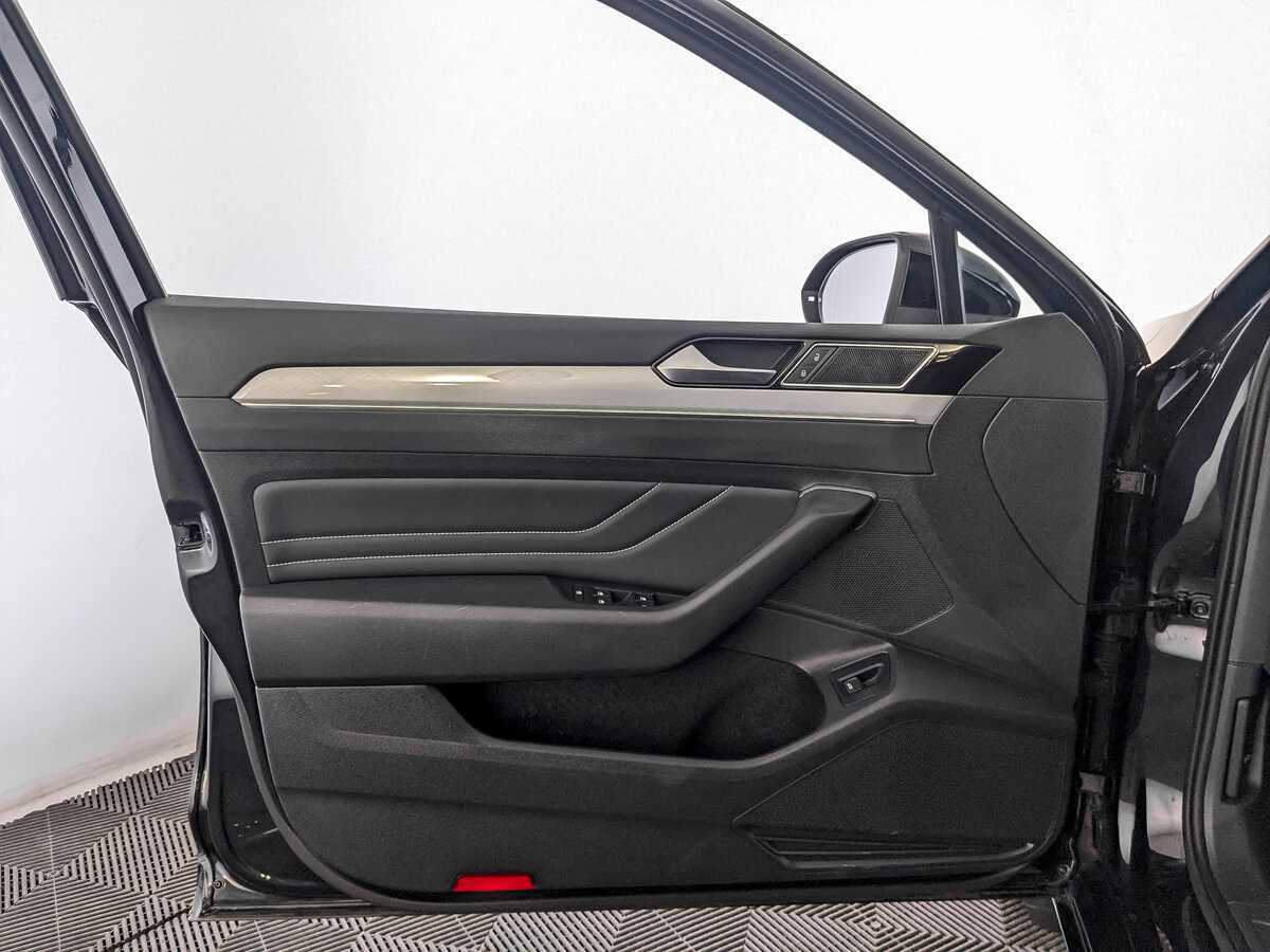 Купить Volkswagen Passat, 2021, 36 984 км, фото №19