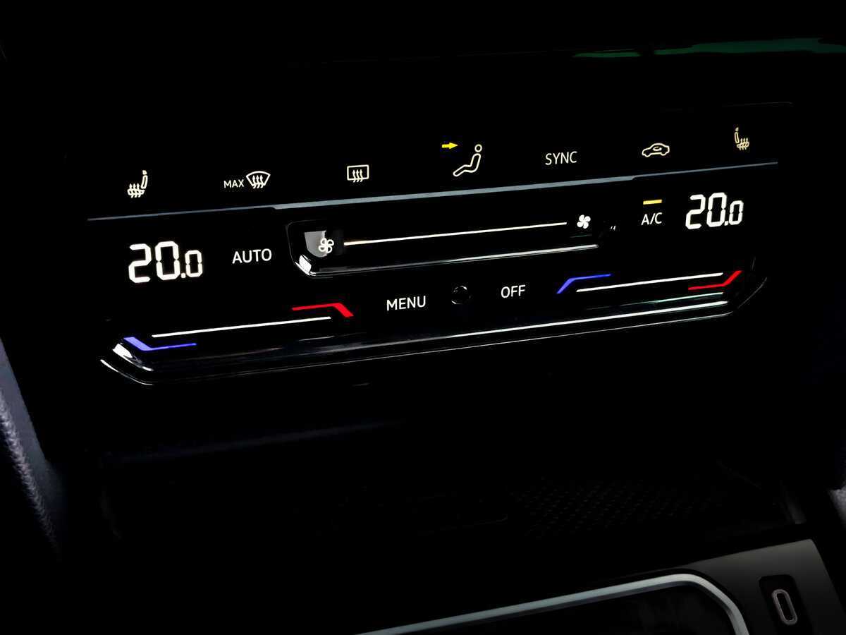 Купить Volkswagen Passat, 2021, 36 984 км, фото №27