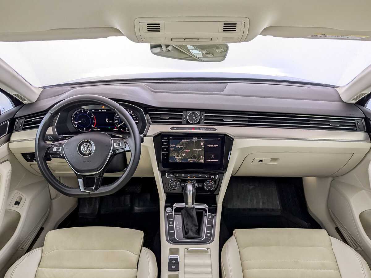 Купить Volkswagen Passat, 2017, 75 878 км, фото №14