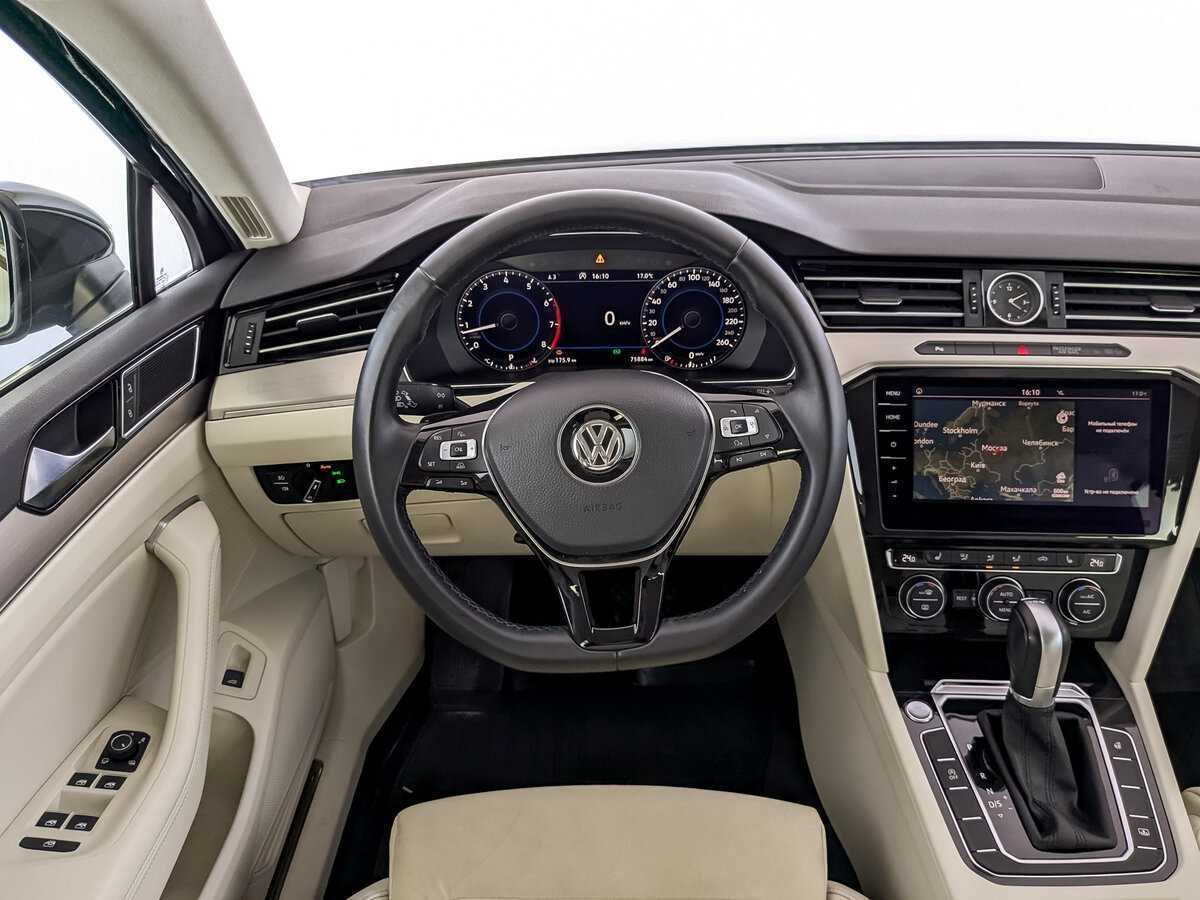 Купить Volkswagen Passat, 2017, 75 878 км, фото №20