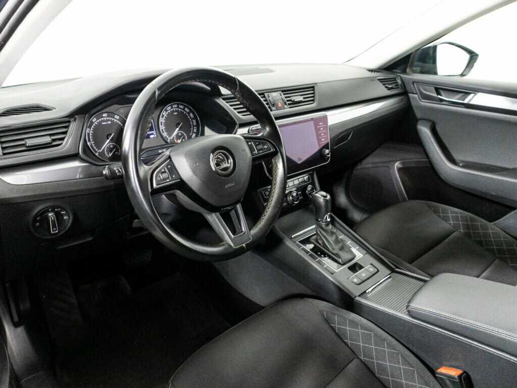 Купить Skoda Superb, 2018, 260 232 км, фото №9
