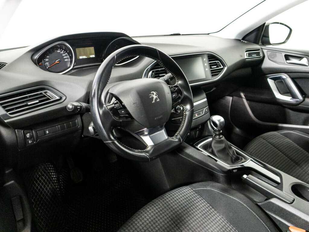 Купить Peugeot 308, 2018, 193 294 км, фото №11