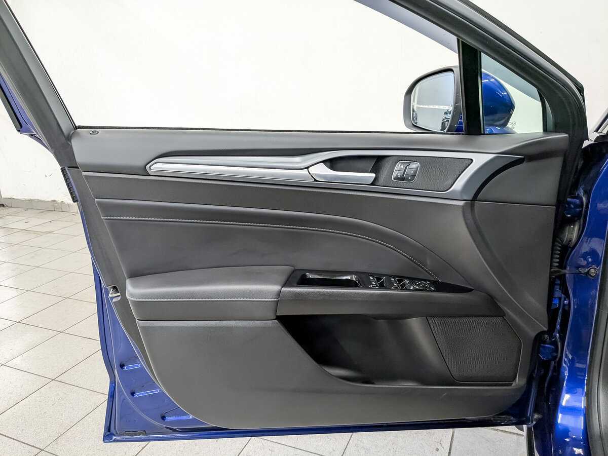 Купить Ford Mondeo, 2017, 65 114 км, фото №18