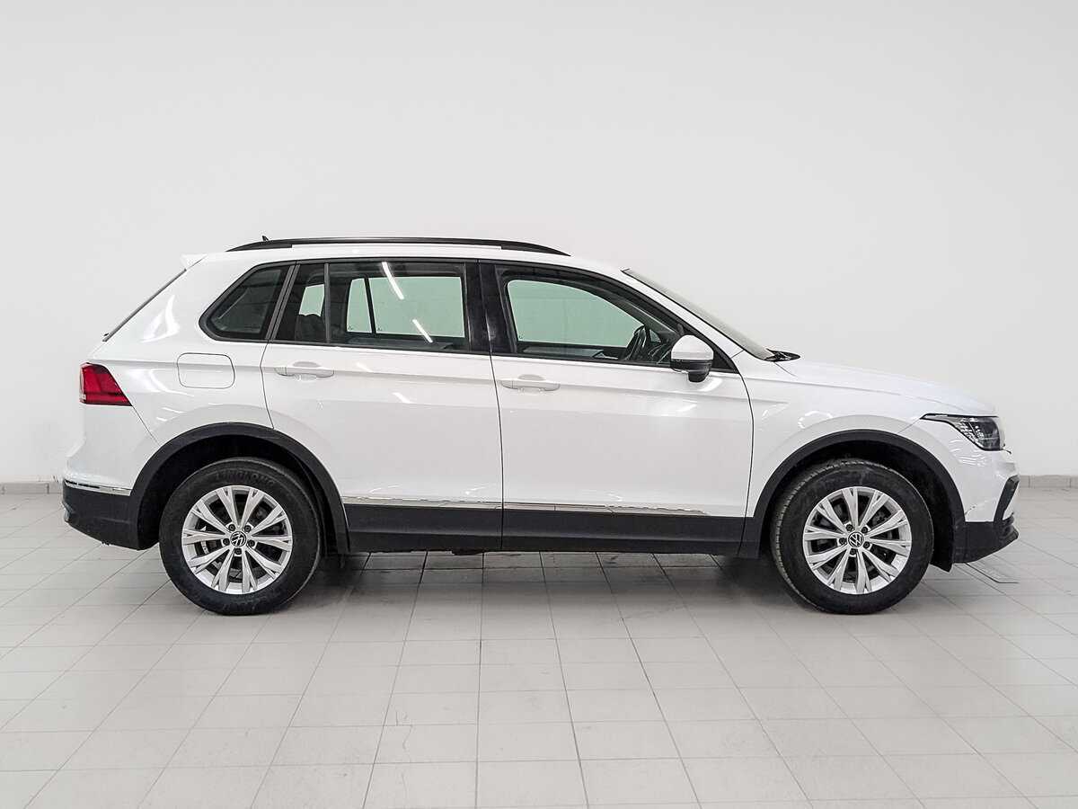 Купить Volkswagen Tiguan, 2021, 133 209 км, фото №4