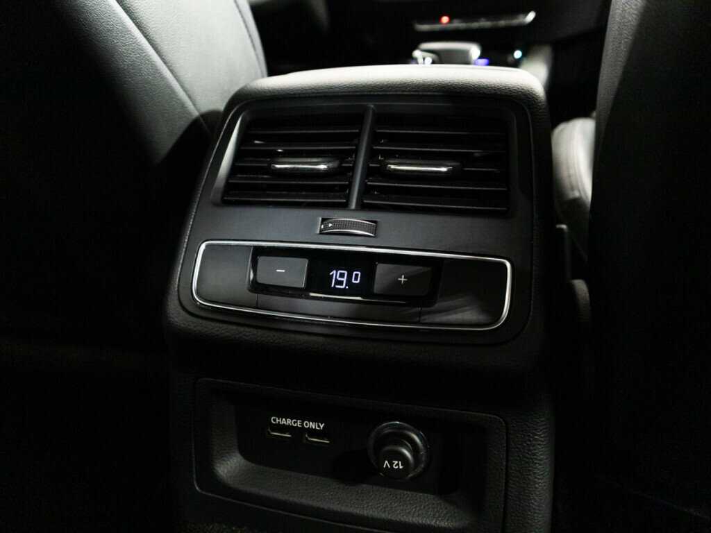 Купить Audi A4, 2019, 59 367 км, фото №21