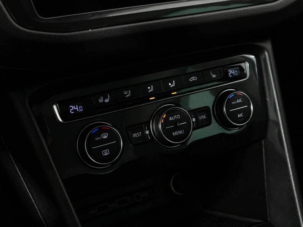 Купить Volkswagen Tiguan, 2018, 66 977 км, фото №21