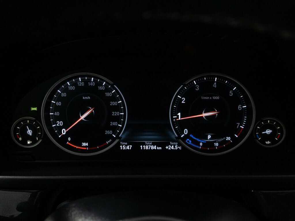 Купить BMW 5 серии 520i, 2016, 116 000 км, фото №12