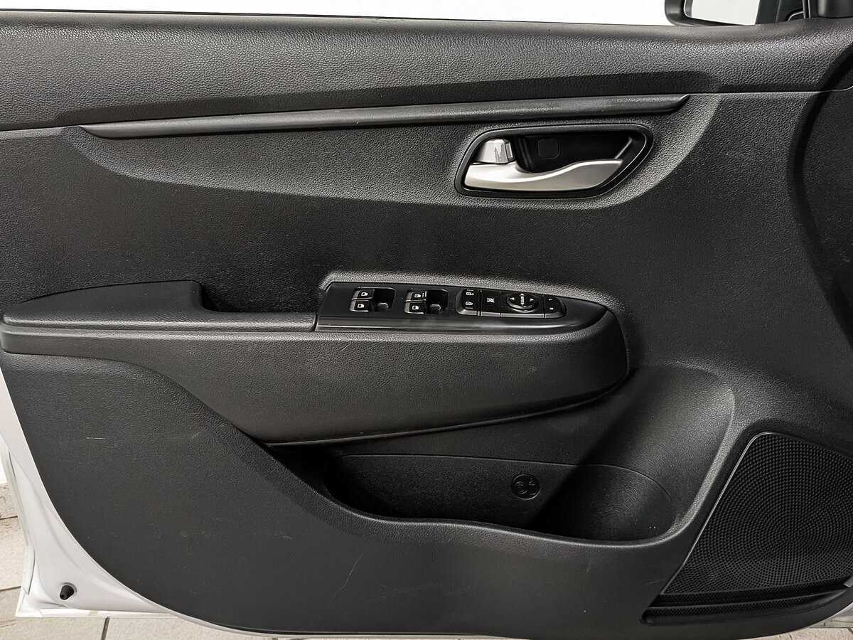 Купить Kia Rio X-Line, 2020, 213 437 км, фото №19