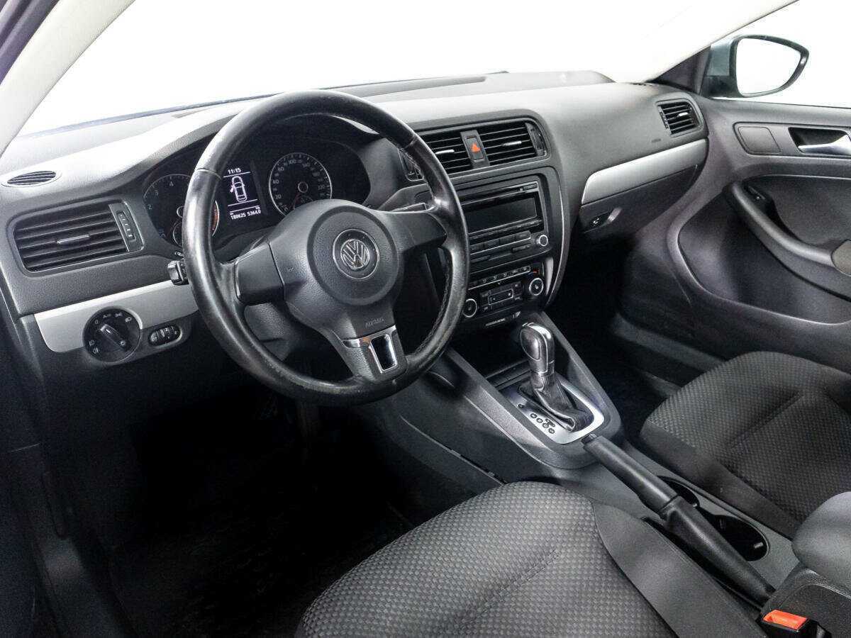 Купить Volkswagen Jetta, 2012, 180 622 км, фото №11