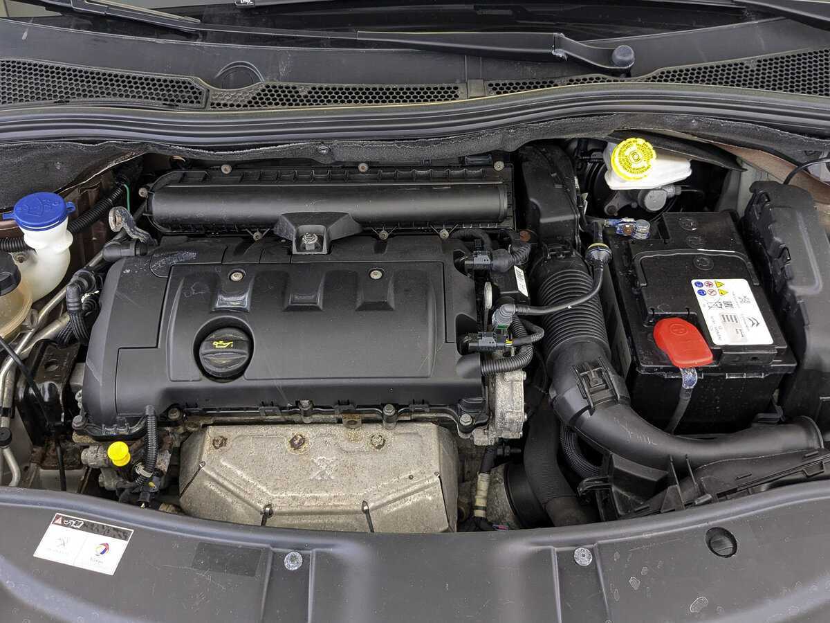 Купить Peugeot 2008, 2014, 113 475 км, фото №9