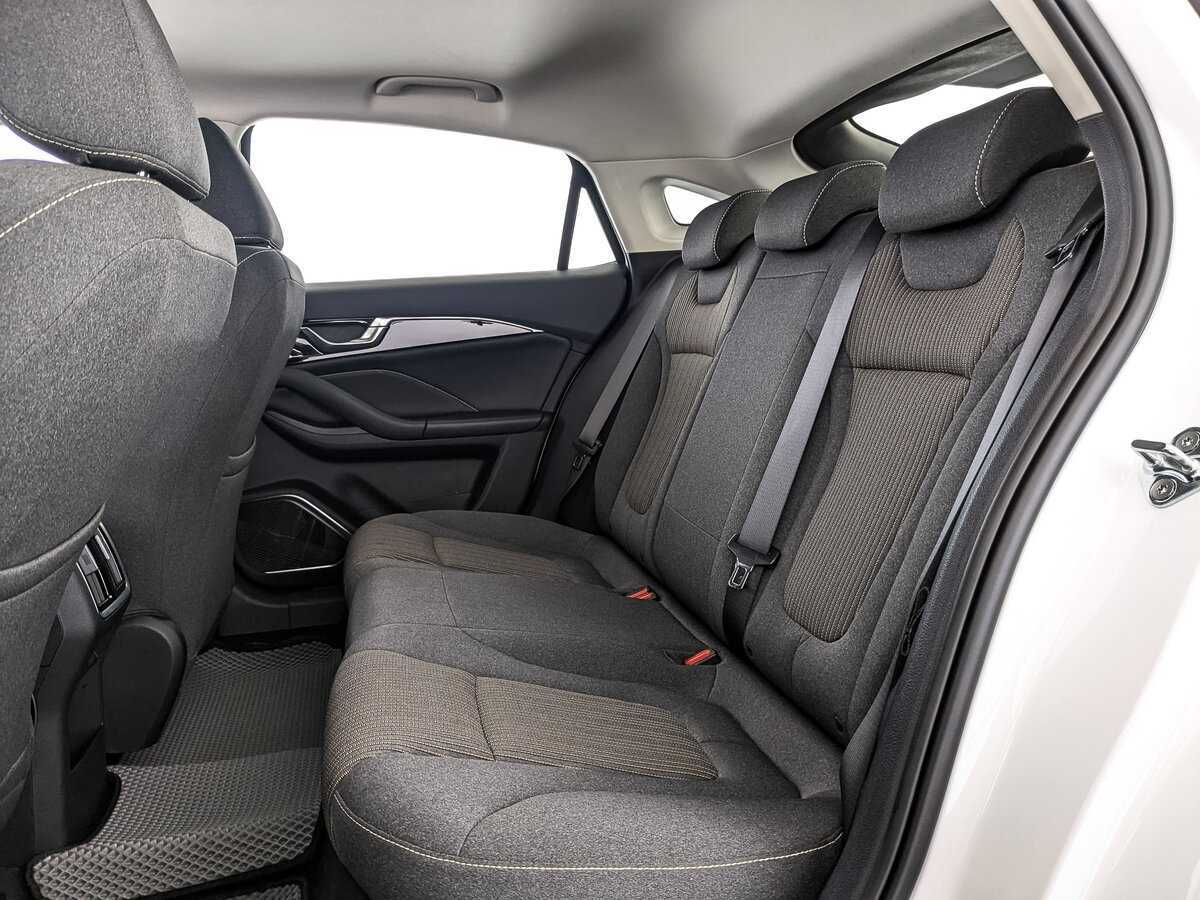 Купить FAW Bestune B70, 2023, 27 301 км, фото №17