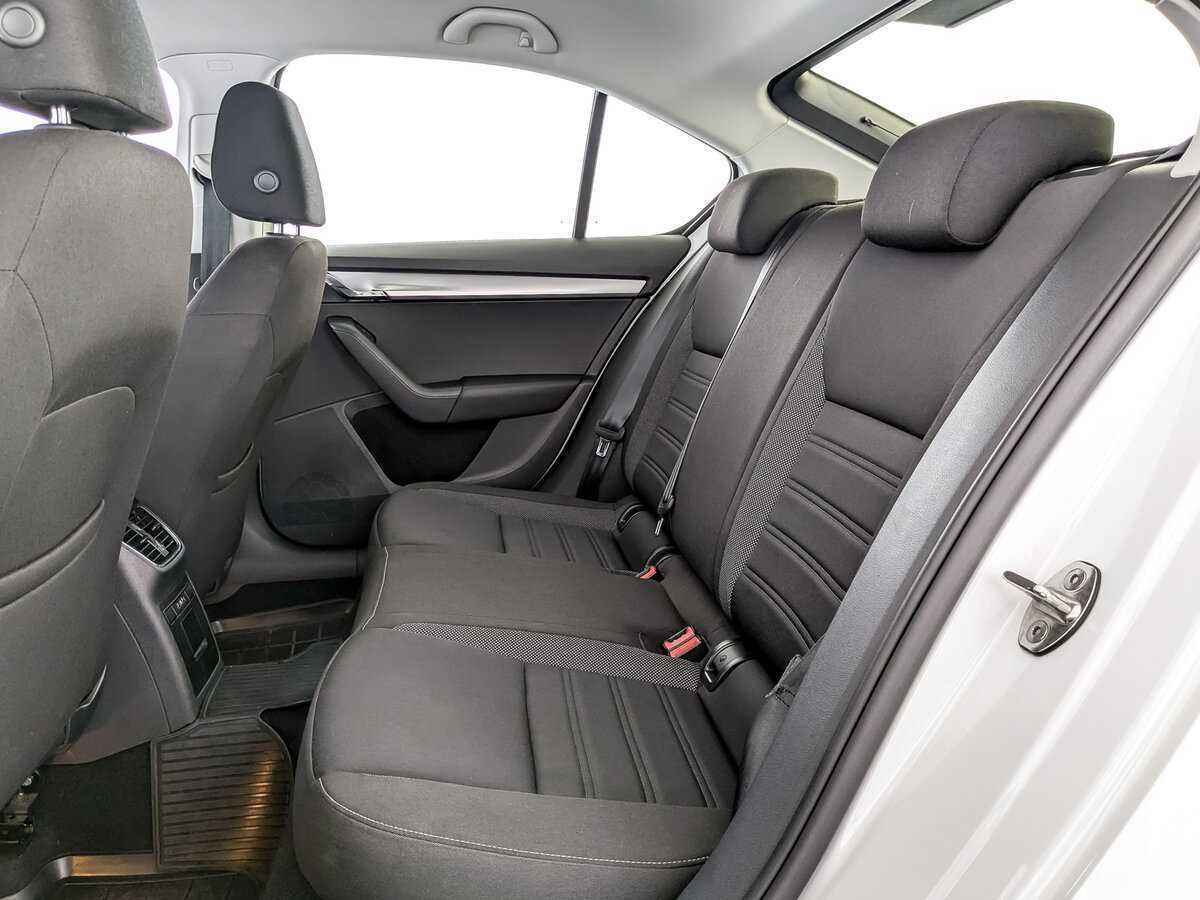 Купить Skoda Octavia, 2018, 56 162 км, фото №12