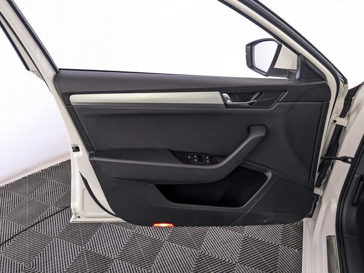 Купить Skoda Superb, 2017, 105 276 км, фото №17
