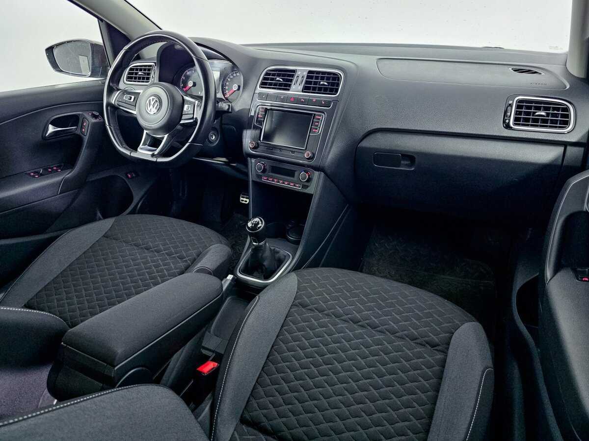 Купить Volkswagen Polo, 2018, 179 560 км, фото №10