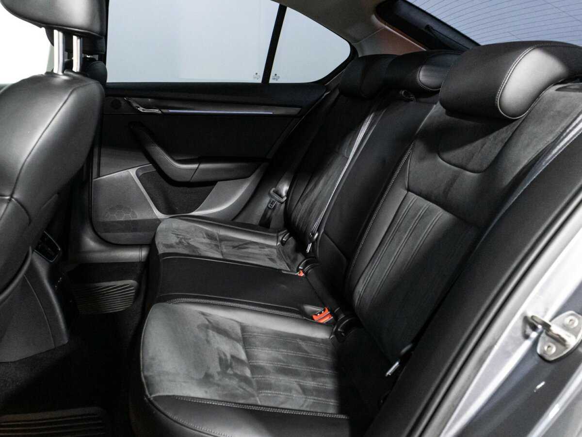 Купить Skoda Octavia, 2020, 122 772 км, фото №10